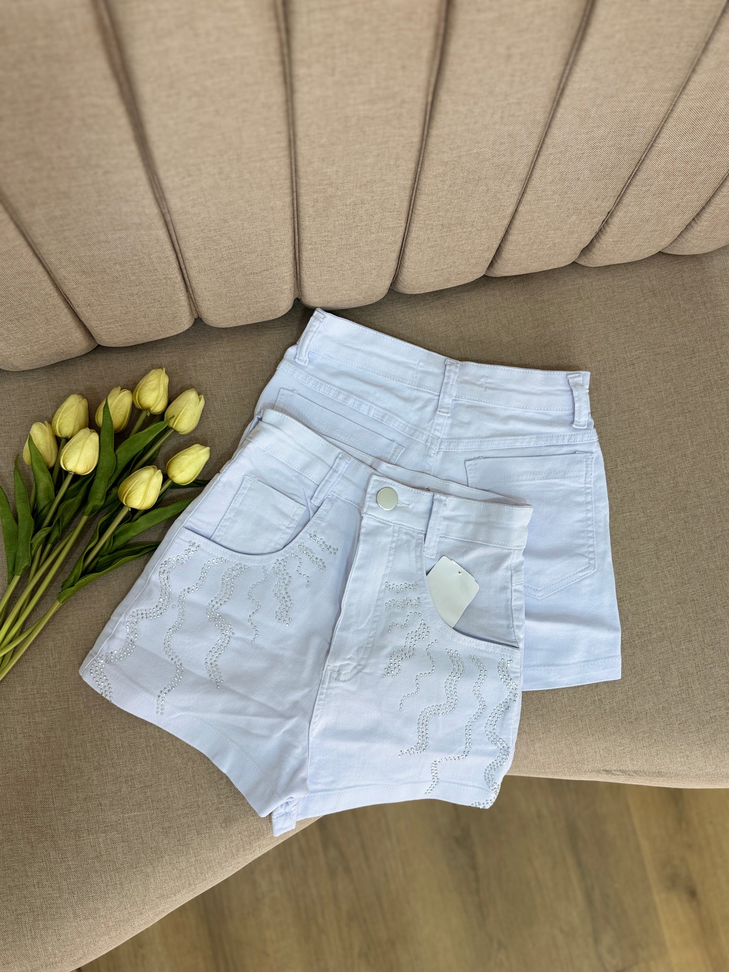 short branco pedraria