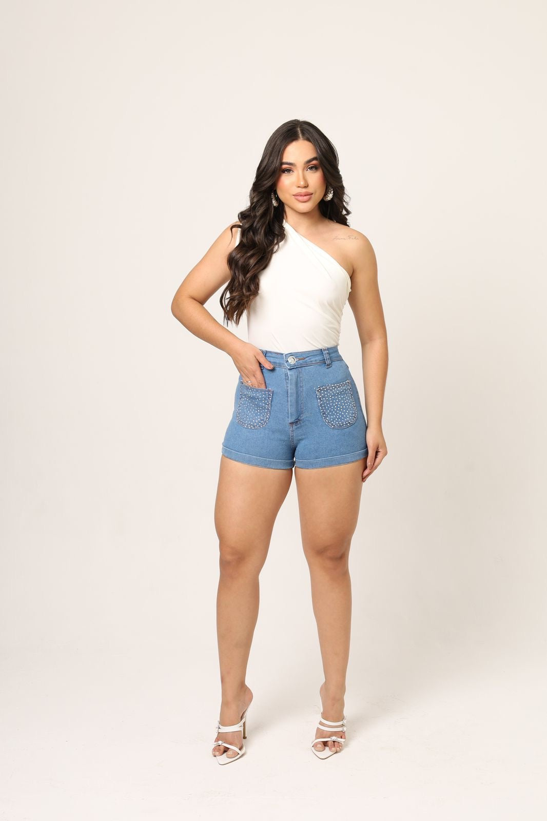 short jeans com lycra