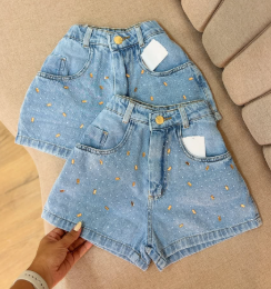 Short Jeans
