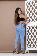 calça skinny com lycra